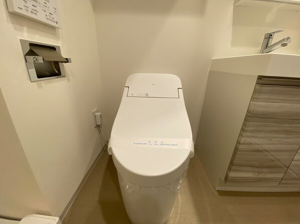 プラウドフラット菊川の物件内観写真